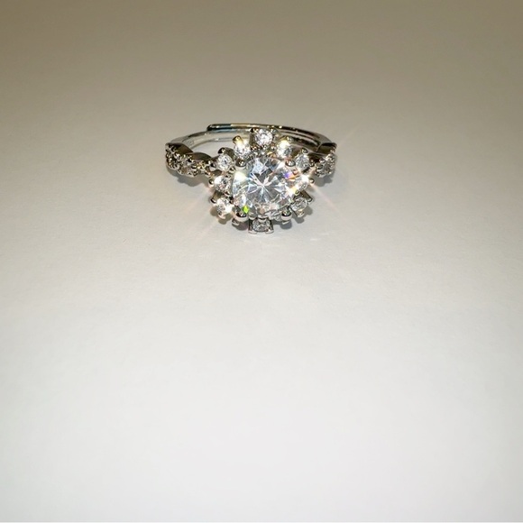 Adjustable Silver Ring 2.0 Ct Diamond Simulate Moissanite - Picture 9 of 17